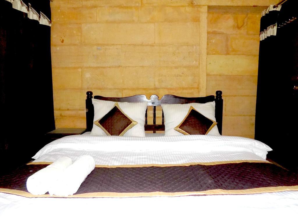 Hotel Fotiya Джайсалмер Екстериор снимка