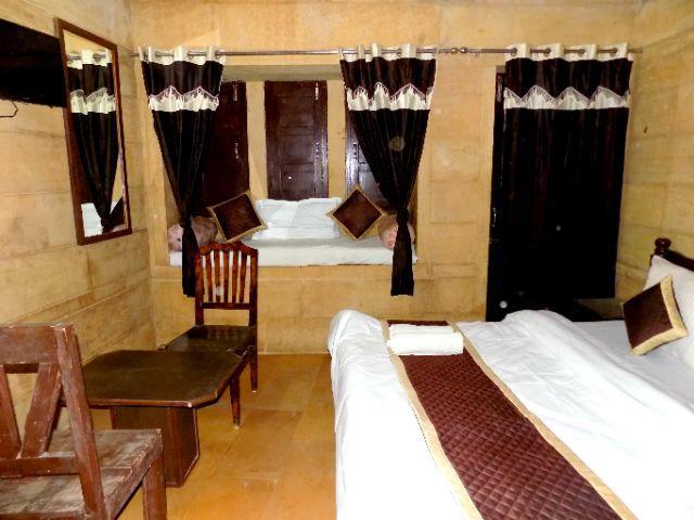 Hotel Fotiya Джайсалмер Екстериор снимка