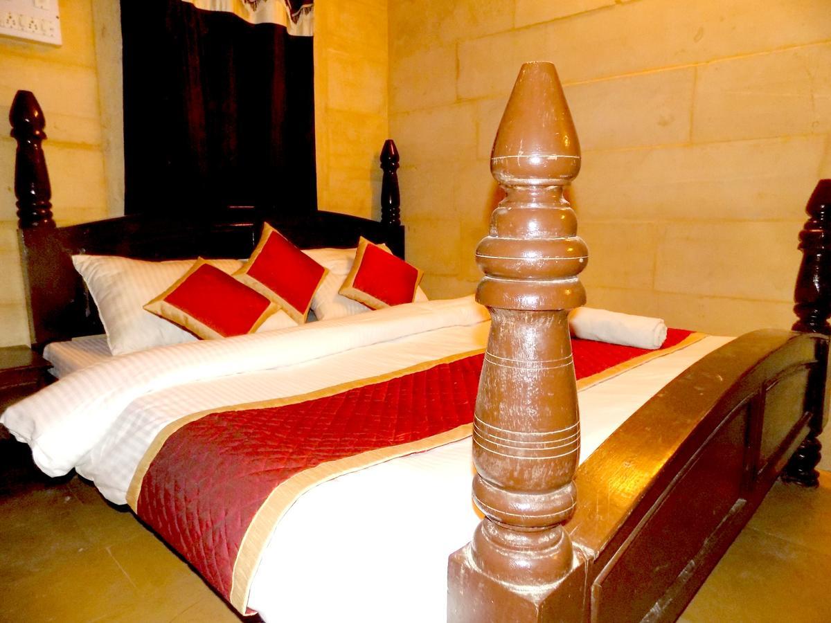 Hotel Fotiya Джайсалмер Екстериор снимка